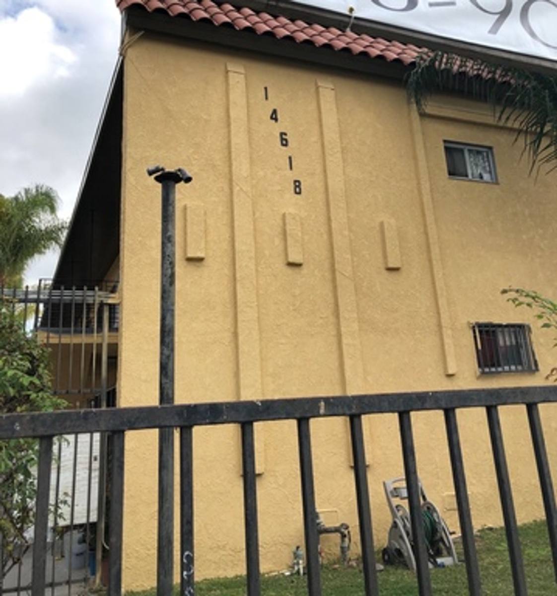 Apartment for rent at 14614 & 14618 Chadron Ave, Gardena, CA 90249
