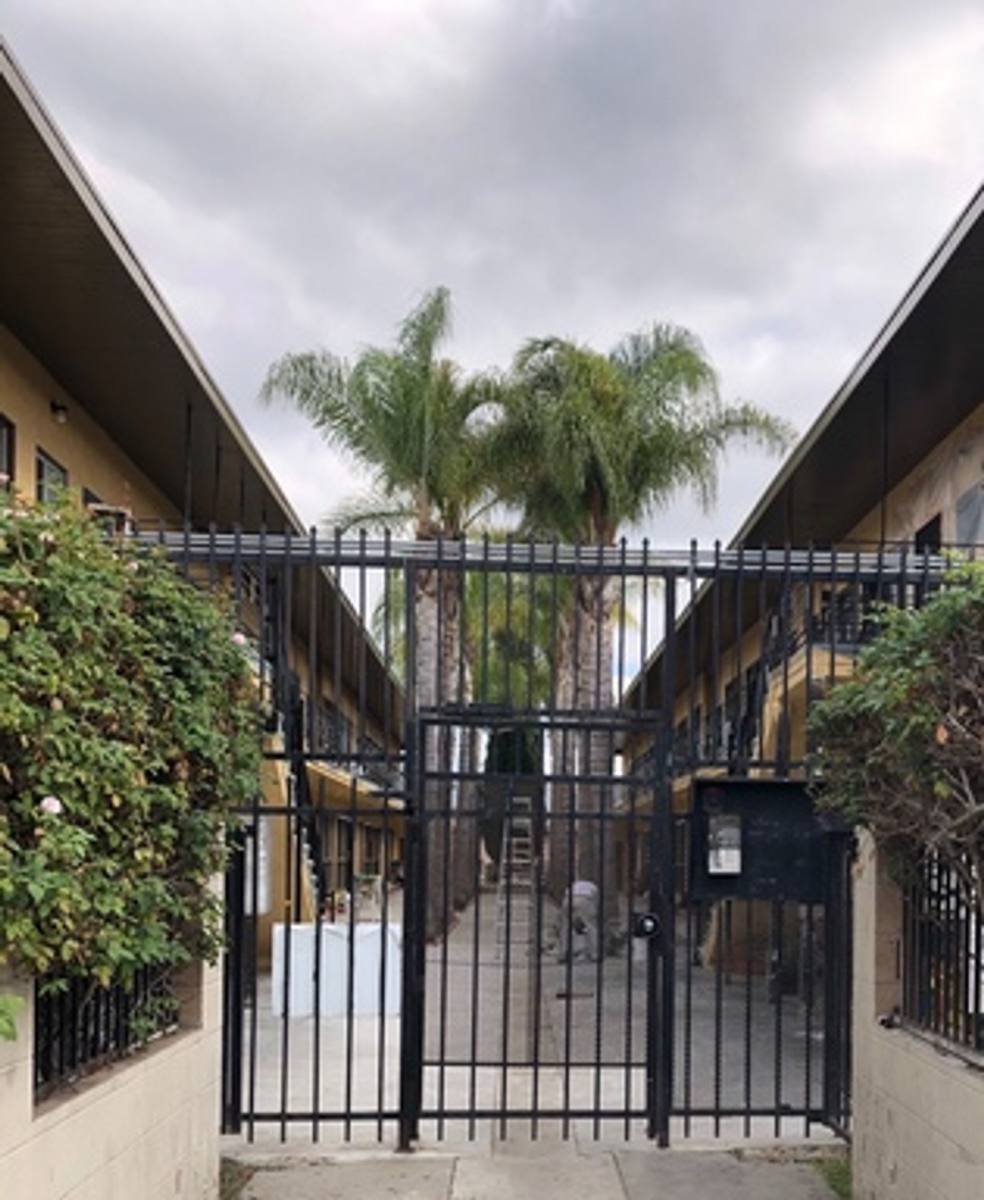 Apartment for rent at 14614 & 14618 Chadron Ave, Gardena, CA 90249
