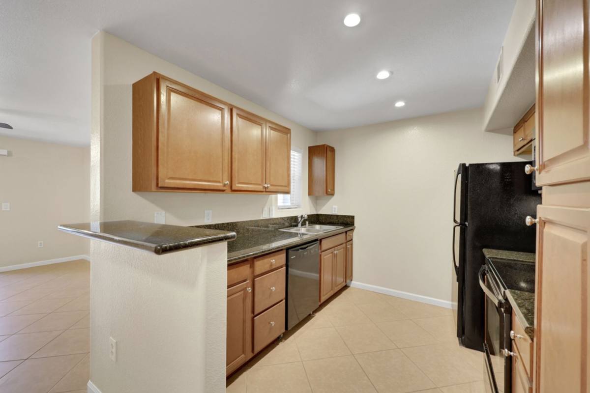 Condo for rent at 555 Silverado Ranch, Las Vegas, NV 89183