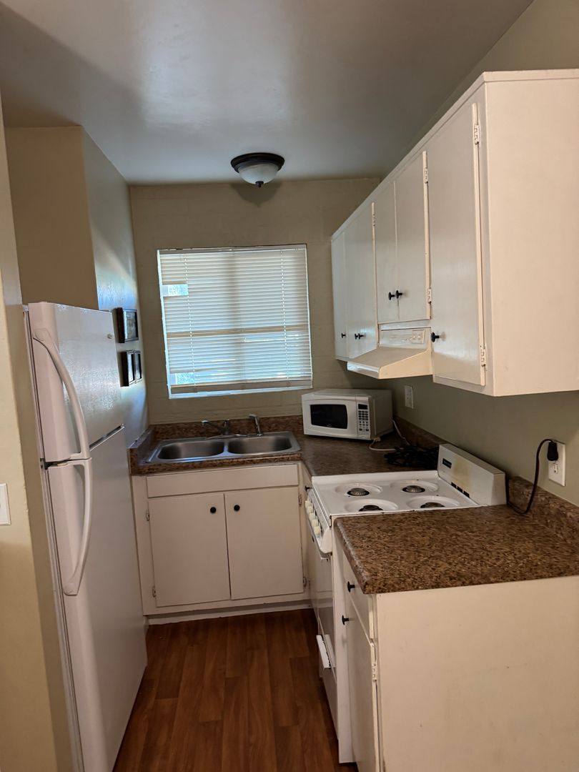 Apartment for rent at 4302 E Bellevue St #Q, Tucson, AZ 85712