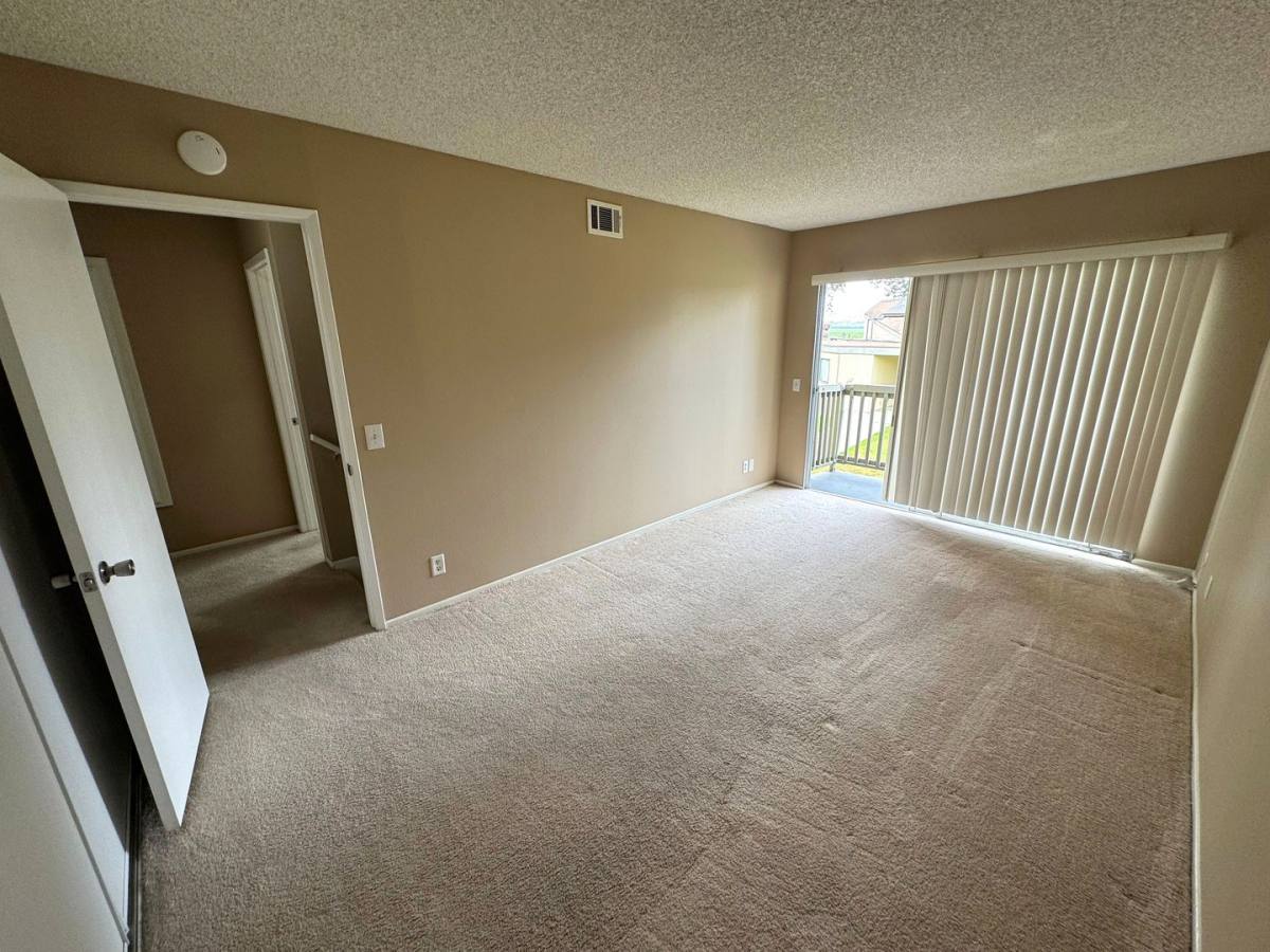 Townhouse for rent at 7313 Unicorn Circle, Ventura, CA 93003