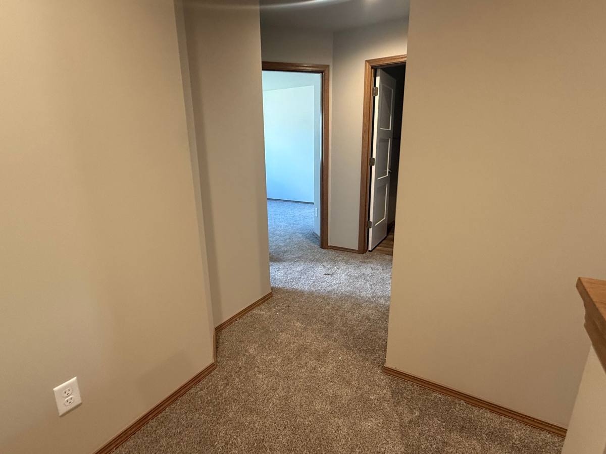 Apartment for rent at 609 S Kent Ave, East Wenatchee, WA 98802