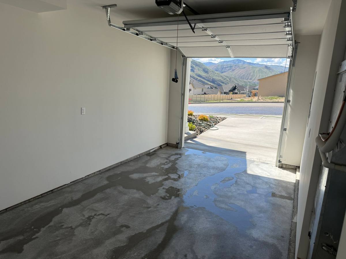 Apartment for rent at 609 S Kent Ave, East Wenatchee, WA 98802