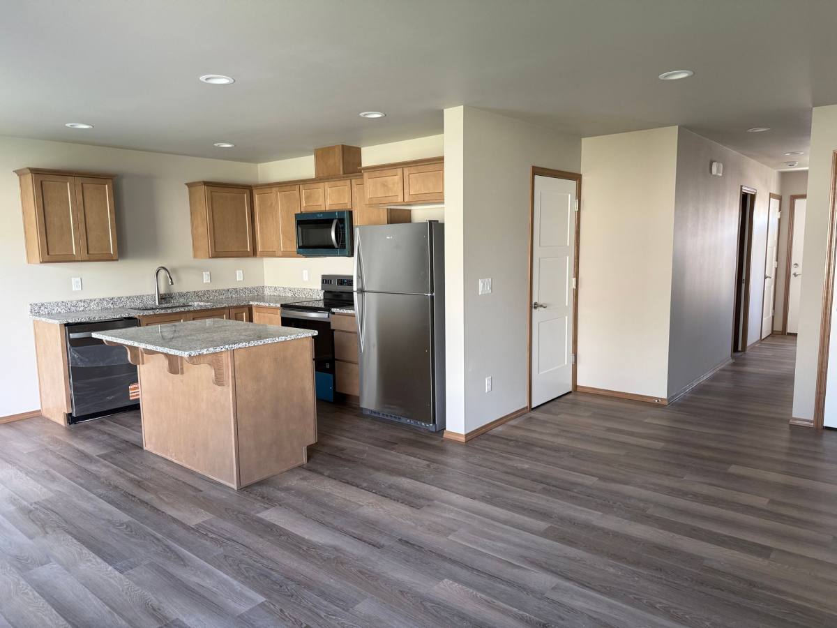 Apartment for rent at 609 S Kent Ave, East Wenatchee, WA 98802