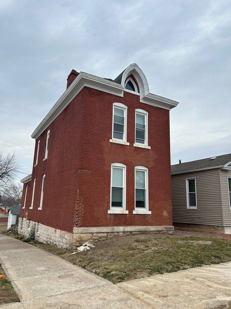 Apartment for rent at 1001 Kentucky, Quincy, IL 62301