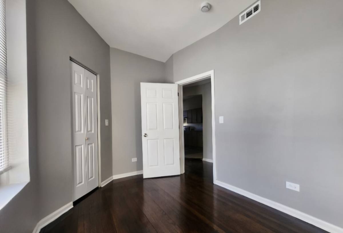 Apartment for rent at 3656 S Indiana Ave #3N, Chicago, IL 60653