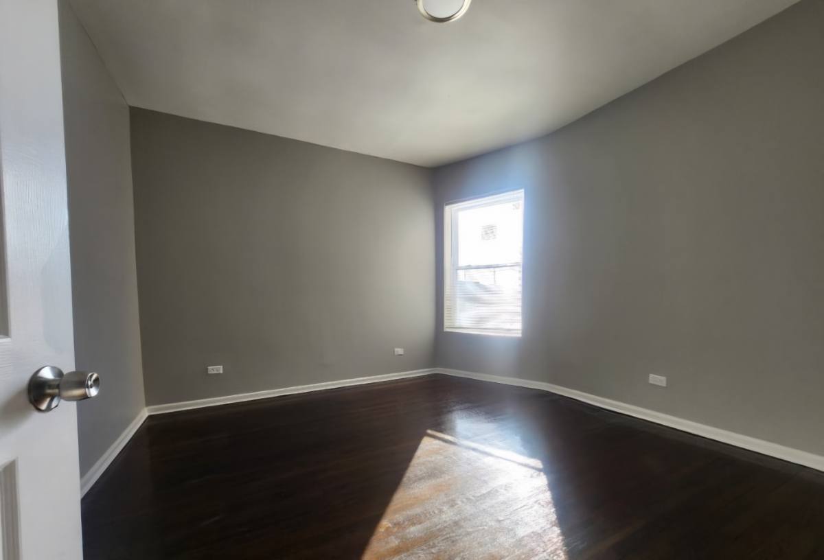 Apartment for rent at 3656 S Indiana Ave #3N, Chicago, IL 60653