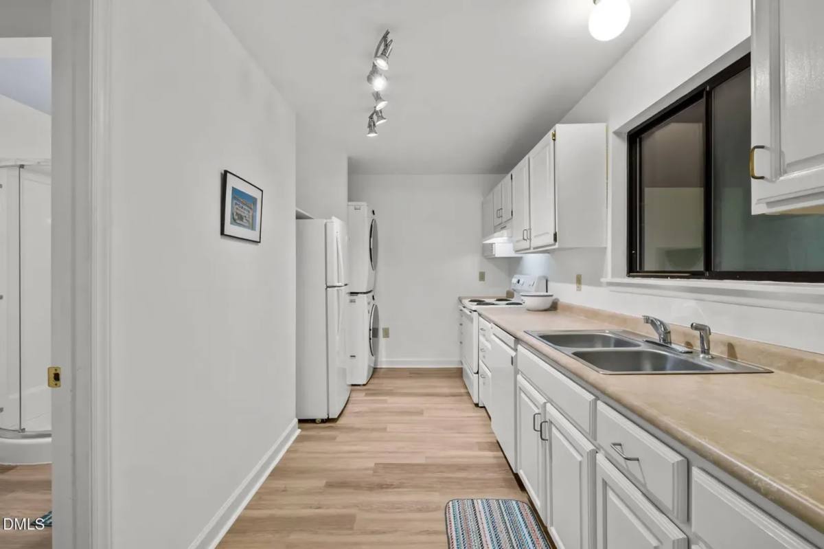 Townhouse for rent at 103 Hidden Valley Dr, Chapel Hill, NC 27516