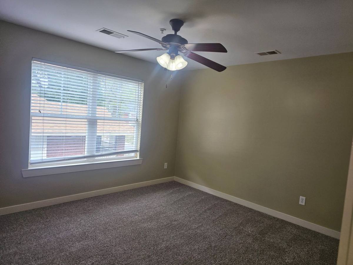 House for rent at 1679 Parktown Place, Memphis, TN 38104