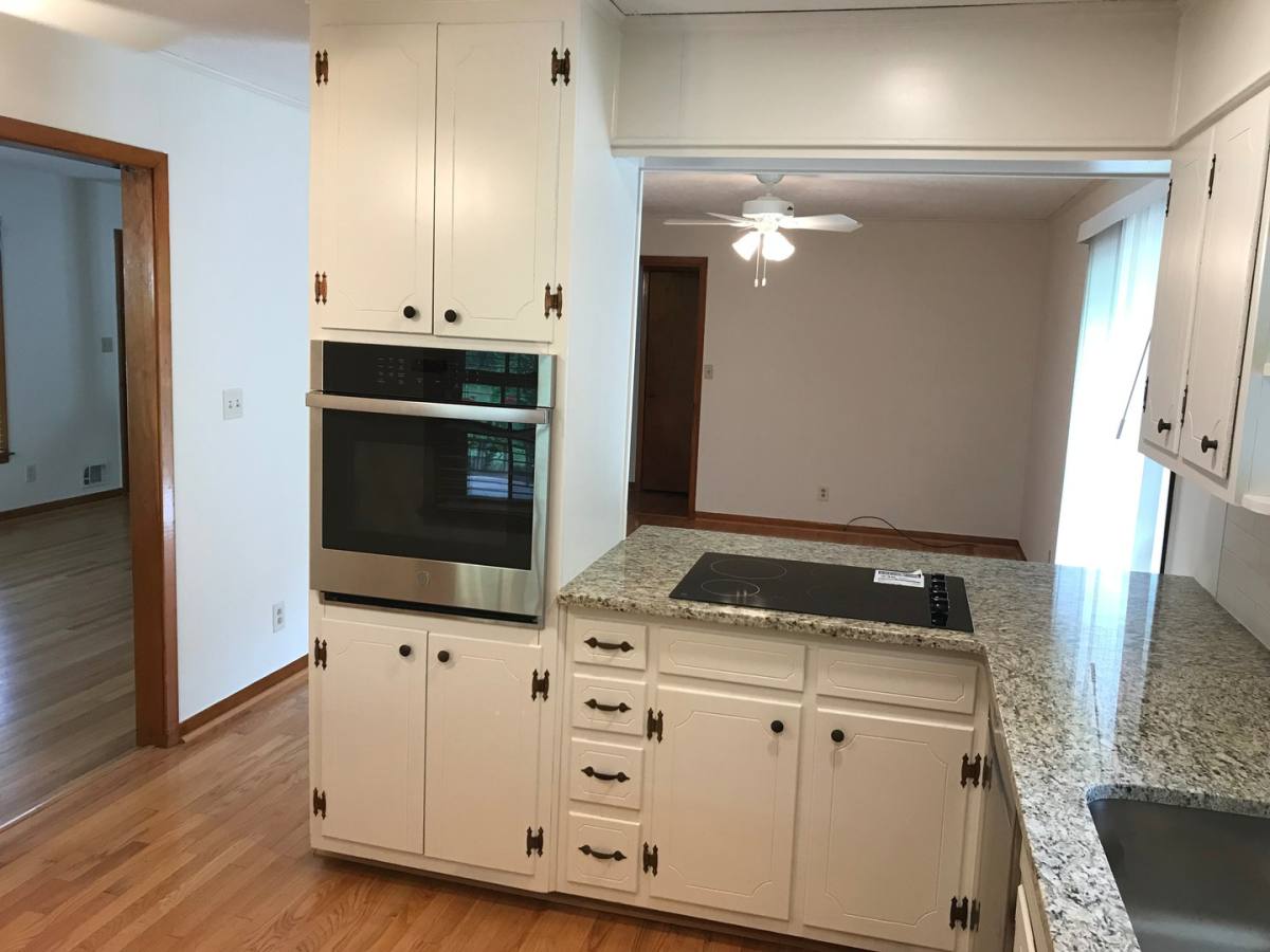 House for rent at 1321 Mary Dale Dr SW, Lilburn, GA 30047