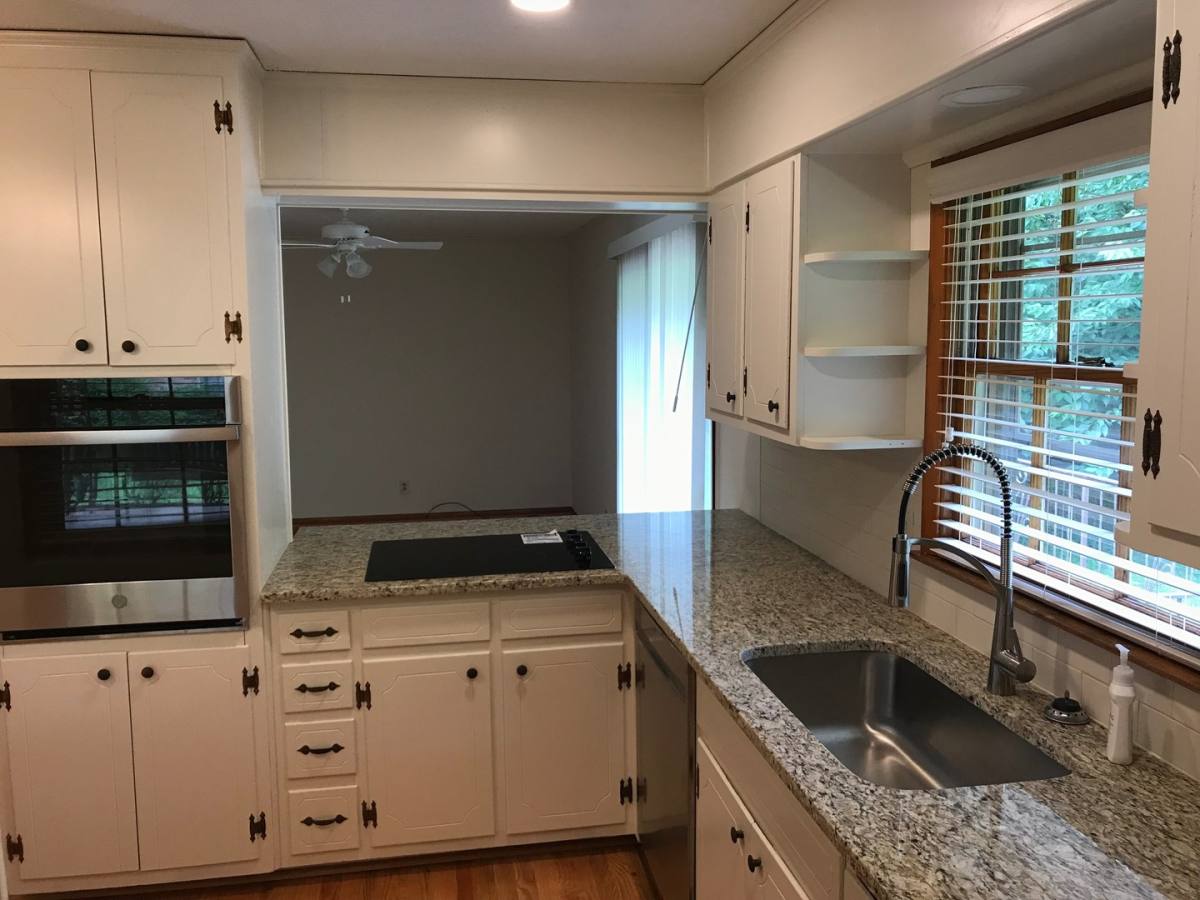 House for rent at 1321 Mary Dale Dr SW, Lilburn, GA 30047