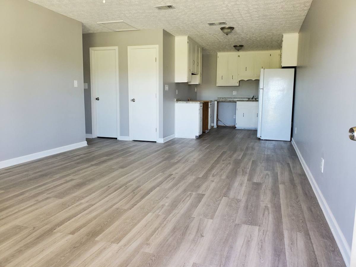 Apartment for rent at 4117 W 22nd St, Panama City, FL 32405