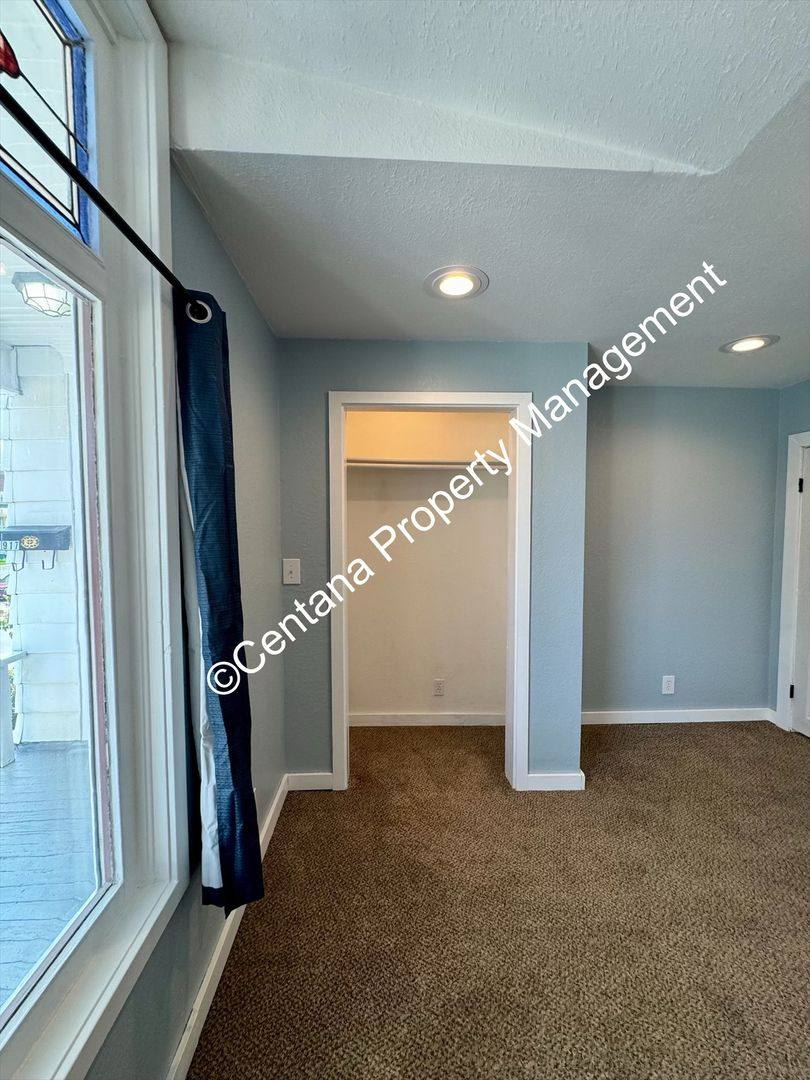 Townhouse for rent at 917 W Woolman, Butte, MT 59701