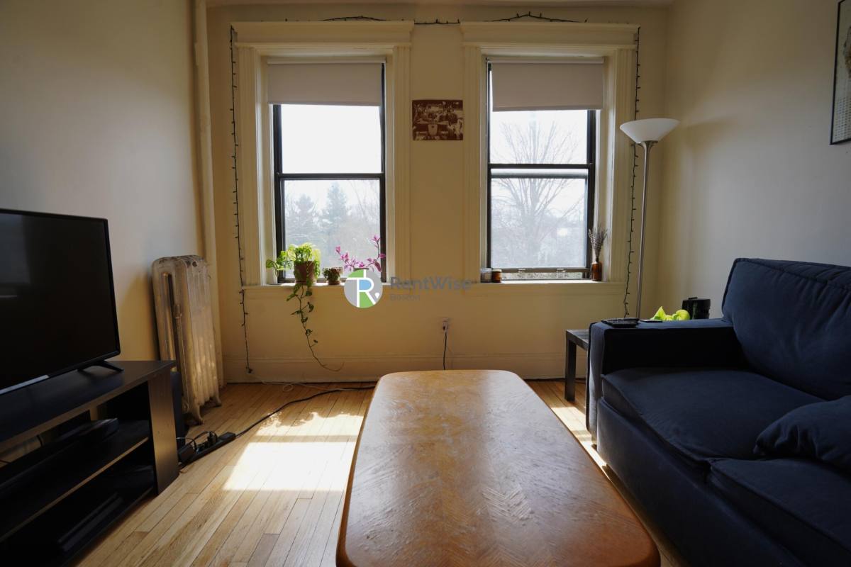 Apartment for rent at 1156 Commonwealth Ave #39, Allston, MA 02134