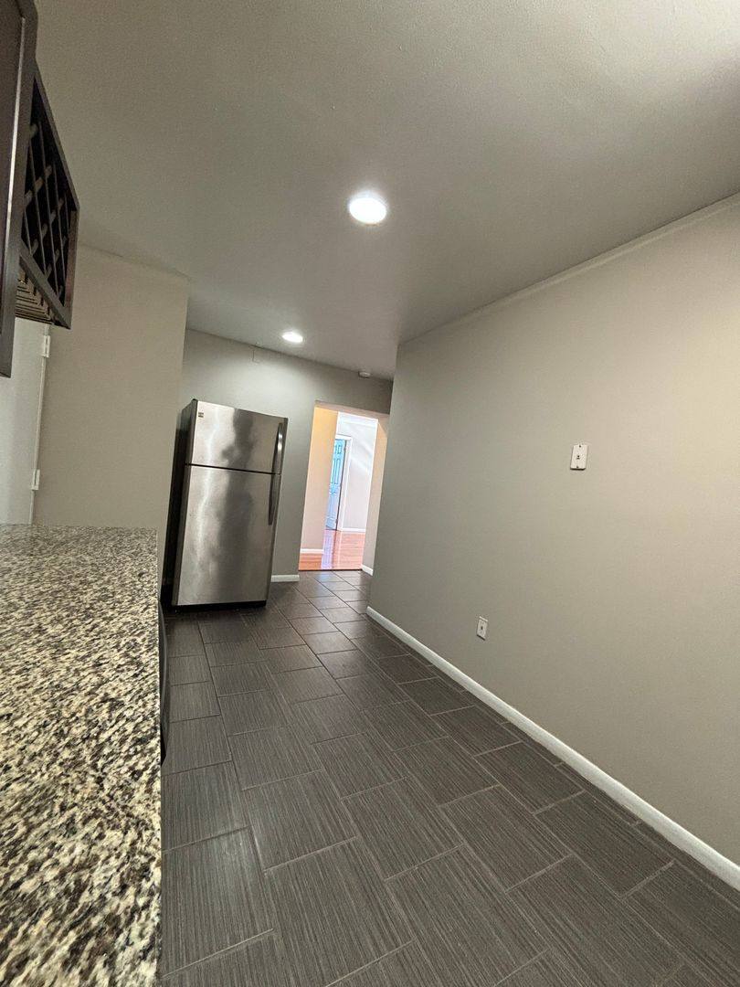 Apartment for rent at 321 Monroe St, Bethlehem, PA 18017