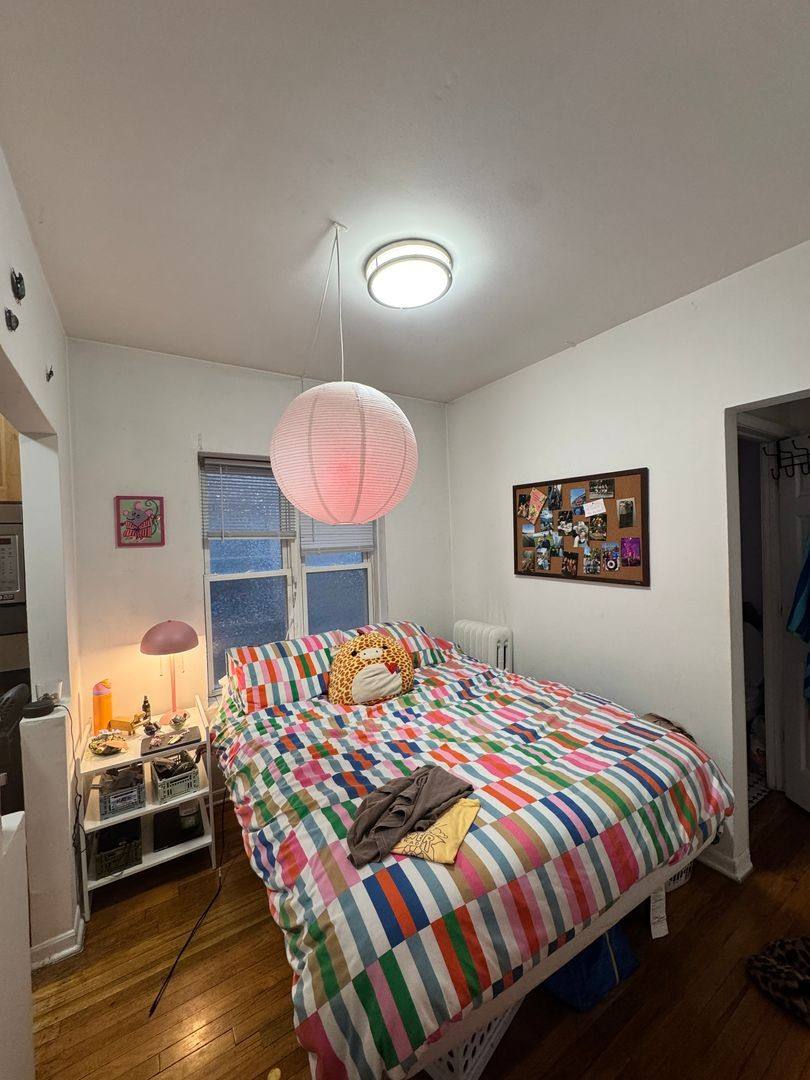 Apartment for rent at 511 W Deming 1S, Chicago, IL 60614