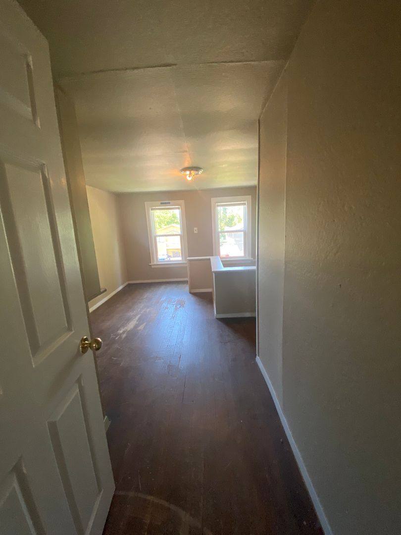 Apartment for rent at 18-20 N 7th St, Cheney, WA 99004