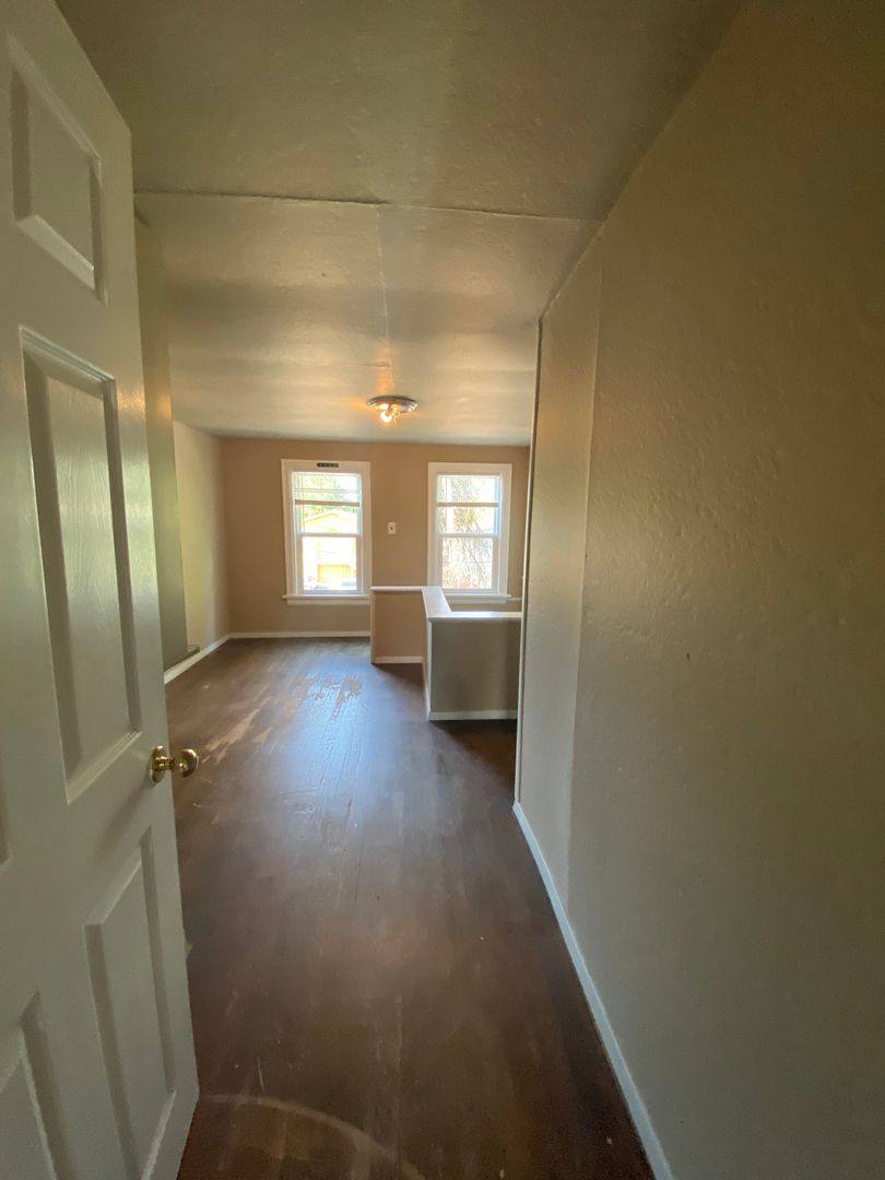 Apartment for rent at 18-20 N 7th St, Cheney, WA 99004