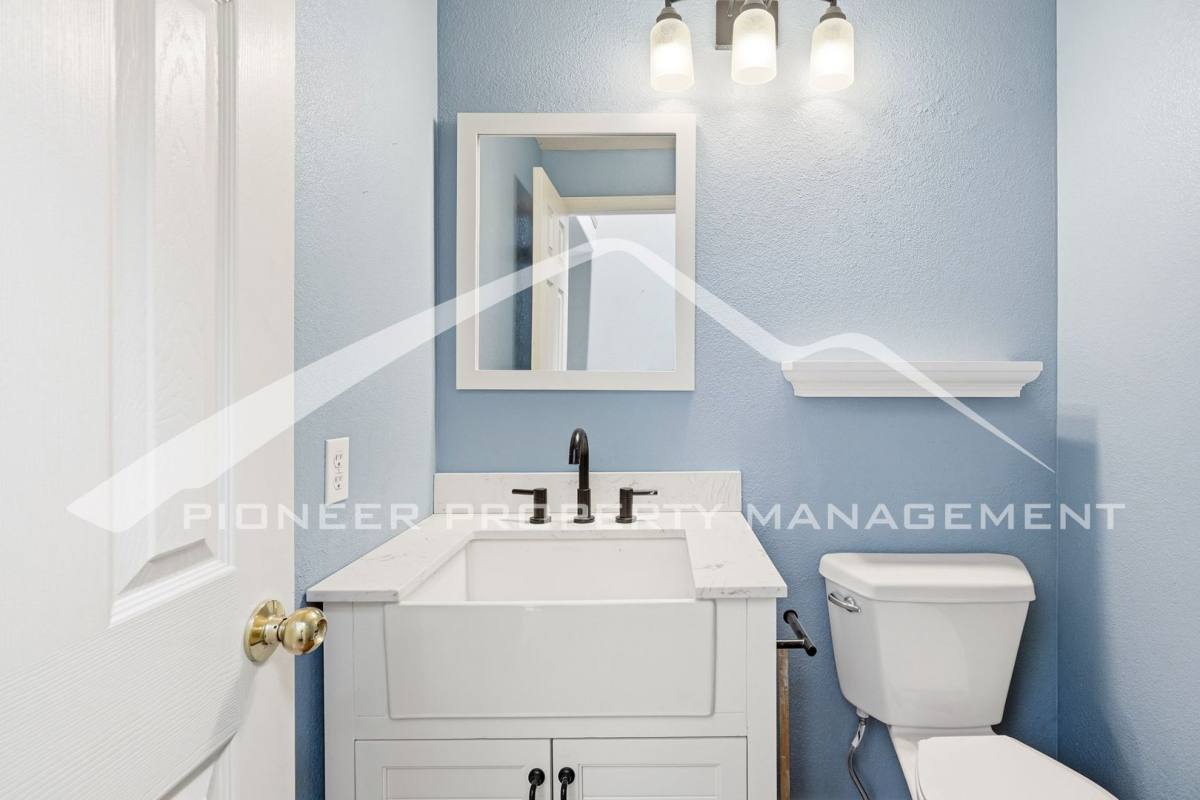House for rent at 2309 Flagstaff Dr, Longmont, CO 80504