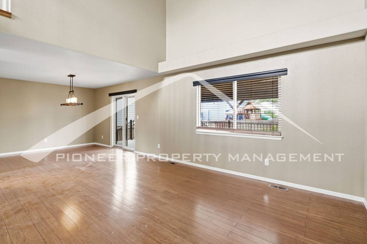 House for rent at 2309 Flagstaff Dr, Longmont, CO 80504