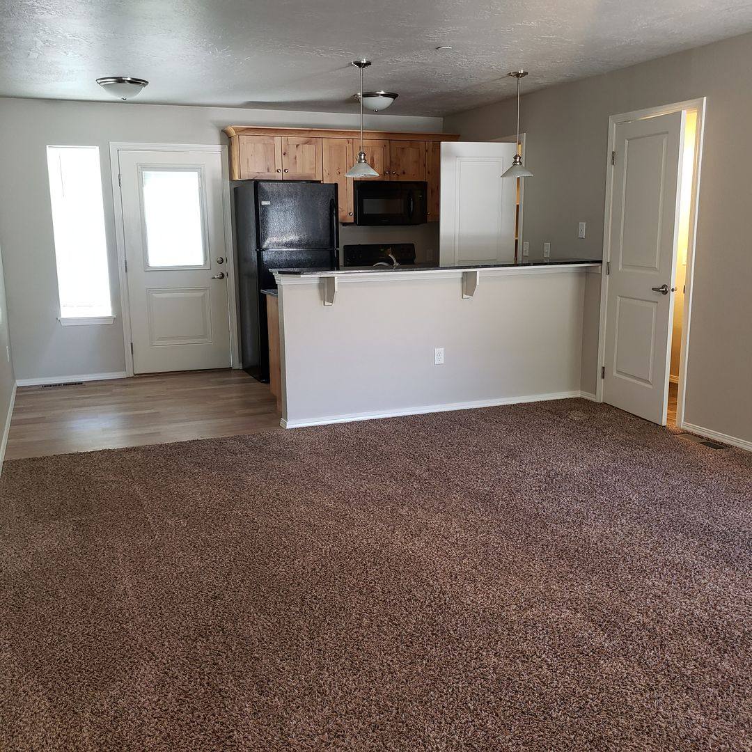 Apartment for rent at 1452 N Allumbaugh St, Boise, ID 83704