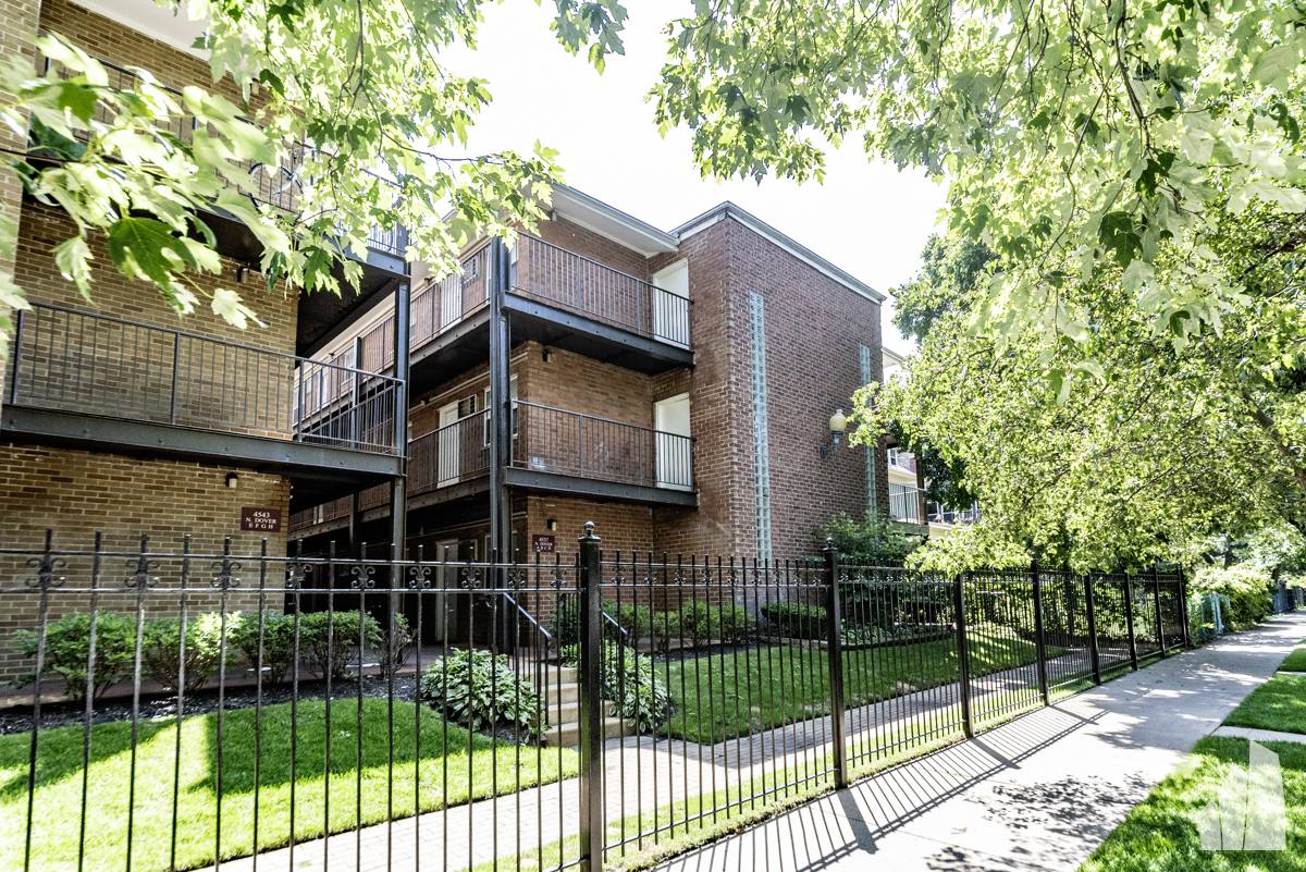 Apartment for rent at 4547 N Dover #2H, Chicago, IL 60640
