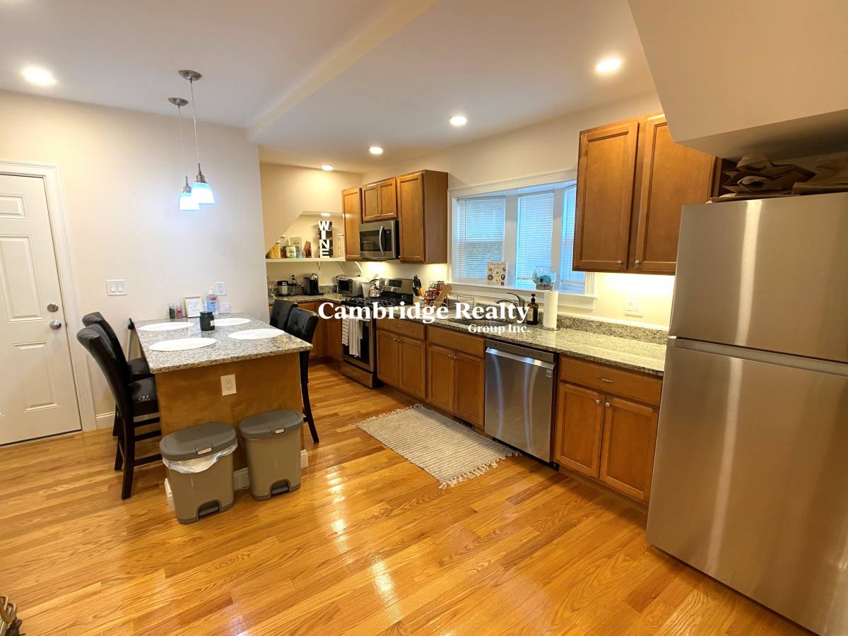 Apartment for rent at 67 Temple St #1T, Somerville, MA 02145