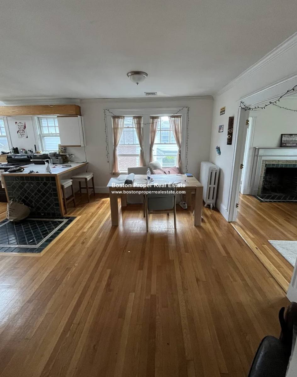 House for rent at 8 Hammondswood #10, Chestnut Hill, MA 02467