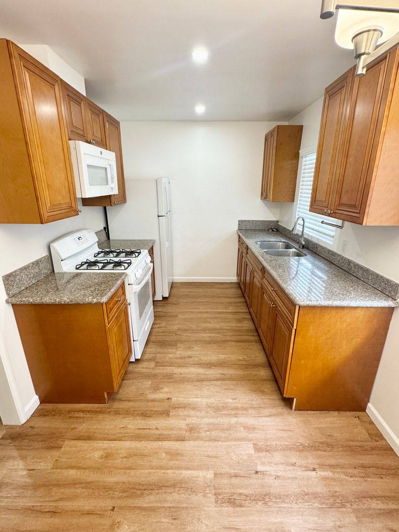 Apartment for rent at 4657-4685 Muir Ave, San Diego, CA 92107