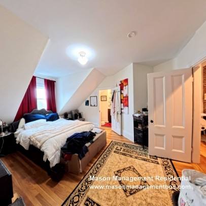 House for rent at 185 Davis Ave #8, Brookline, MA 02445