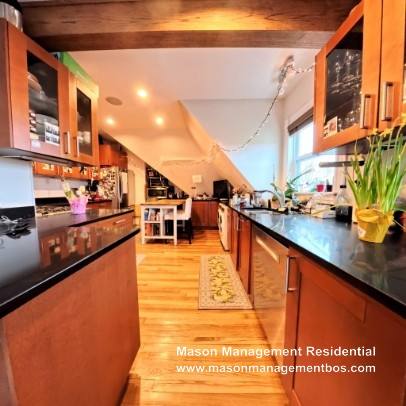 House for rent at 185 Davis Ave #8, Brookline, MA 02445