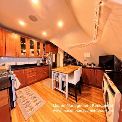 House for rent at 185 Davis Ave #8, Brookline, MA 02445