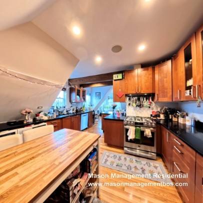 House for rent at 185 Davis Ave #8, Brookline, MA 02445