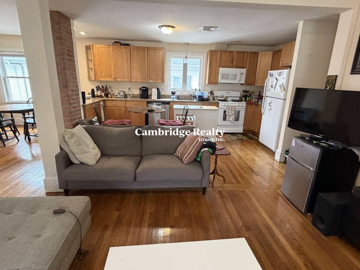 Apartment for rent at 80 Ten Hills #T, Somerville, MA 02145