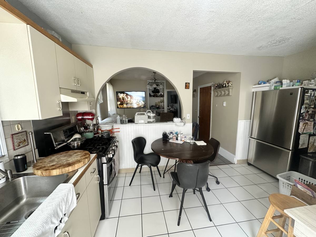 House for rent at 203 3rd St #2, Cambridge, MA 02141