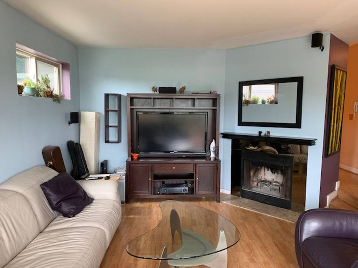 Apartment for rent at 2111 Westlake Ave N, Seattle, WA 98109