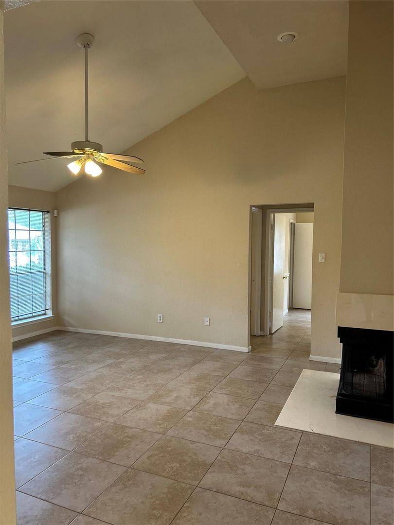 House for rent at 2306 Old Oak Lane, Kingwood, TX 77339