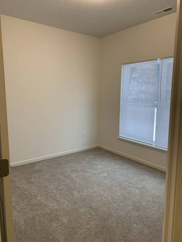 Townhouse for rent at 456 Westside Dr, Rochester, NY 14624