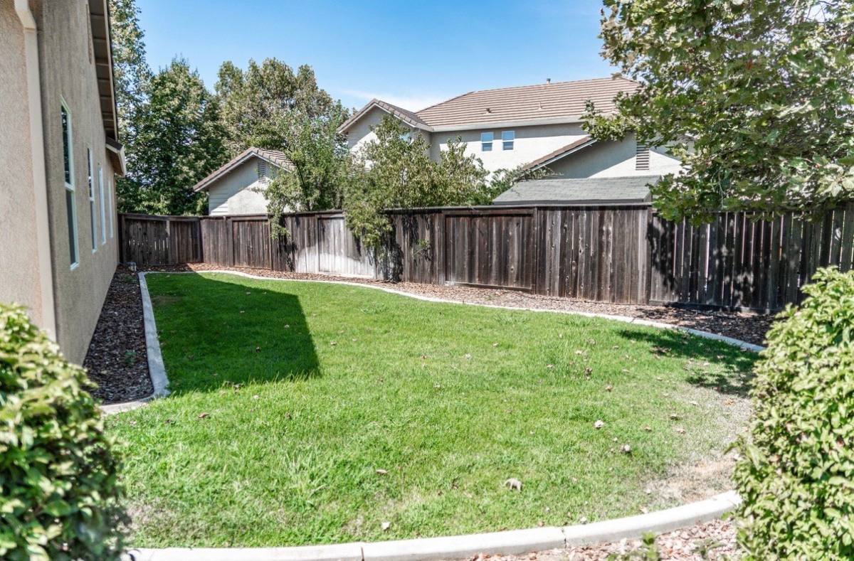 House for rent at 9560 Nicole Lane, Elk Grove, CA 95758