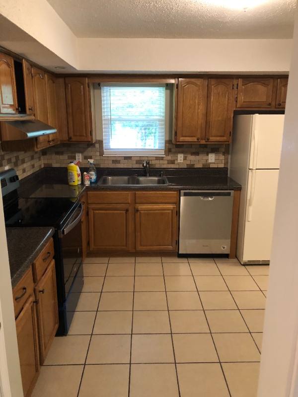 House for rent at 11130 Concord Woods Dr, Farragut, TN 37934