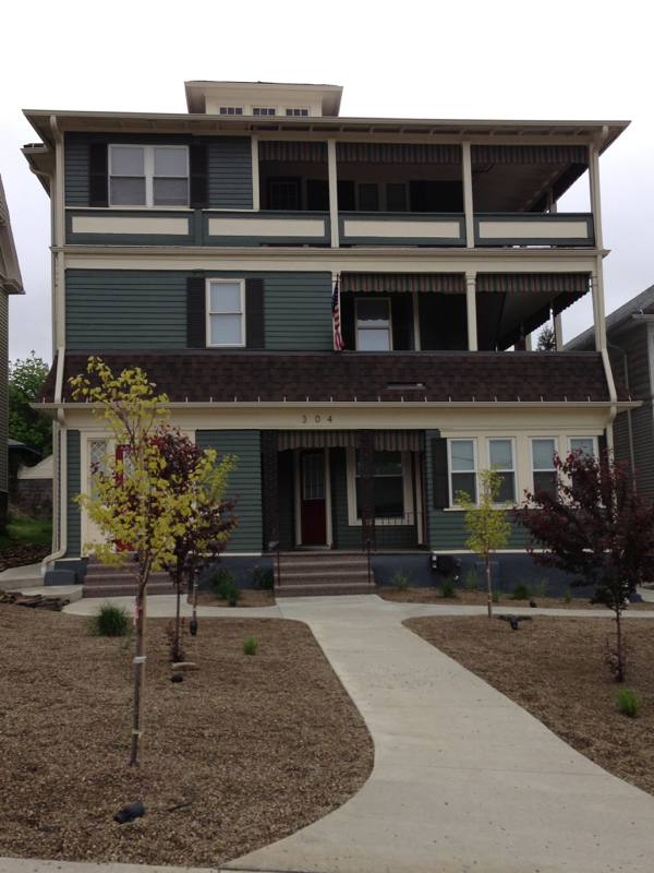 Apartment for rent at 304 Central Ave, Oil City, PA 16301
