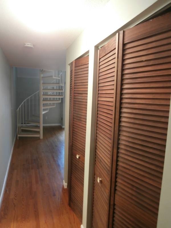 Apartment for rent at 42 N Main St #48, West Hartford, CT 06107