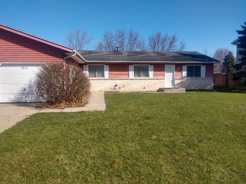 Apartment for rent at 2045 Old Valley Court SE, Grand Rapids, MI 49508