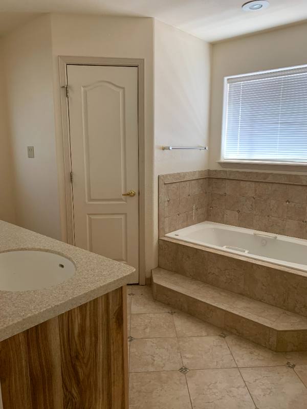 House for rent at 907 Skyline, Elephant Butte, NM 87935