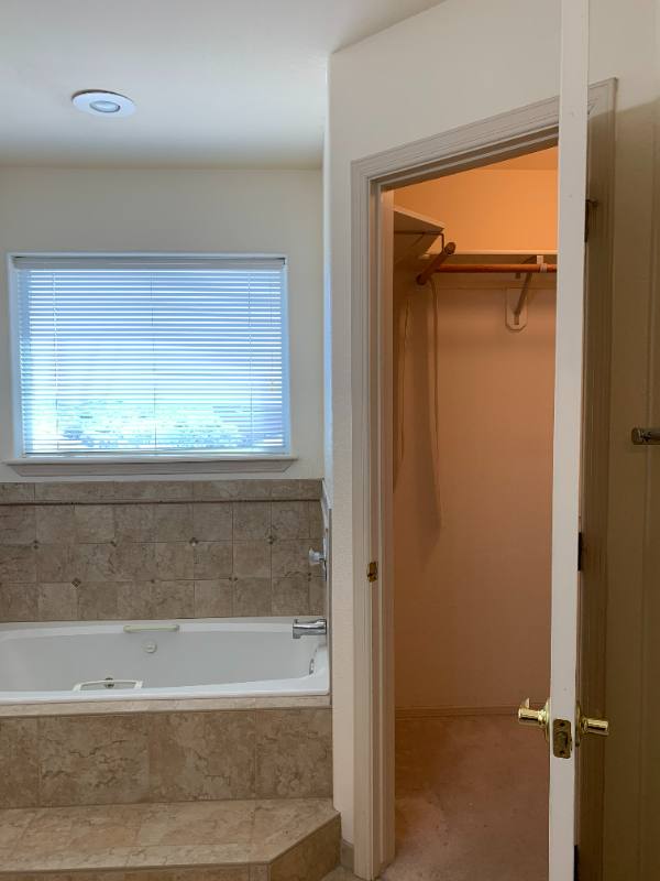 House for rent at 907 Skyline, Elephant Butte, NM 87935