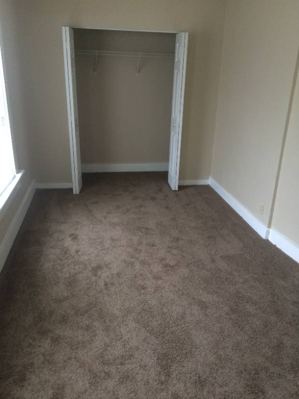 Townhouse for rent at 227 James St, Dayton, OH 45410