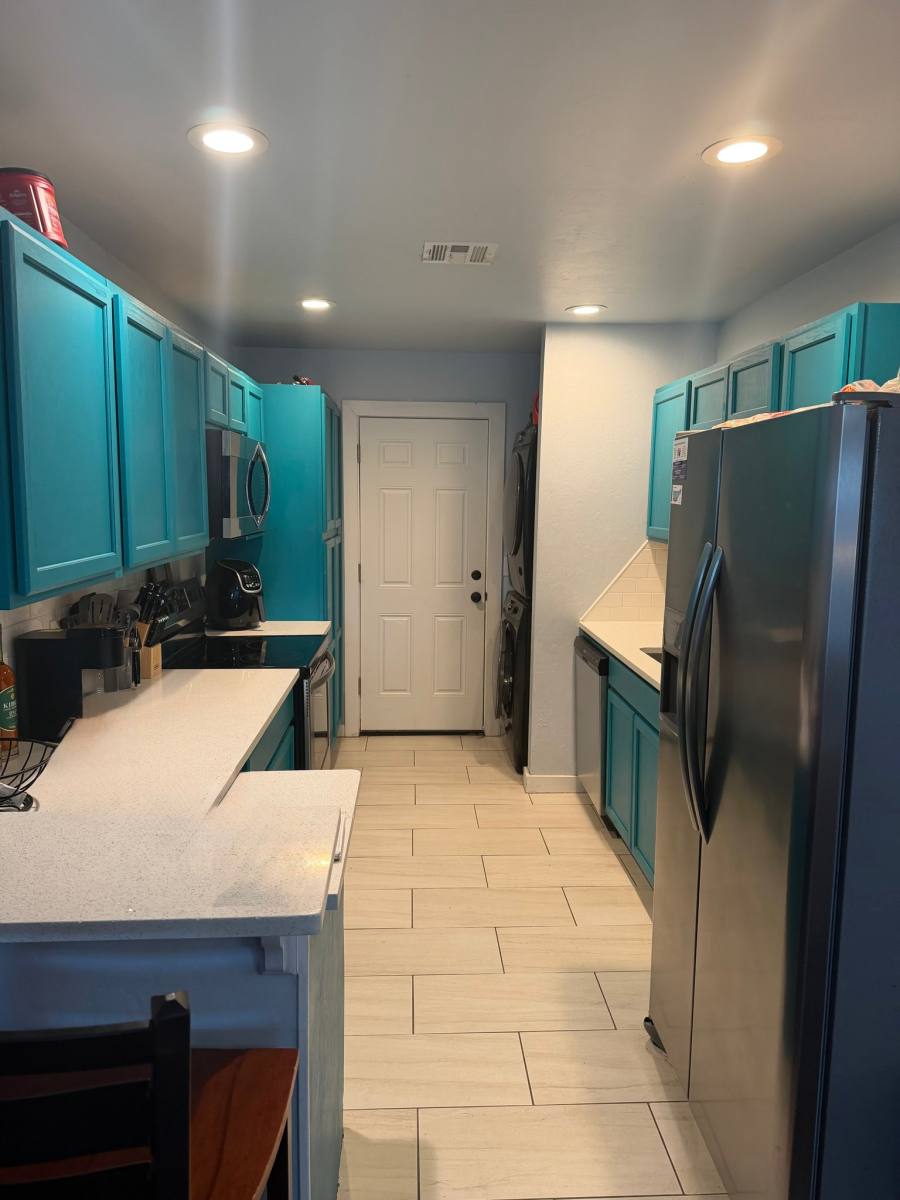 Apartment for rent at 815 E Lindsey, Norman, OK 73071