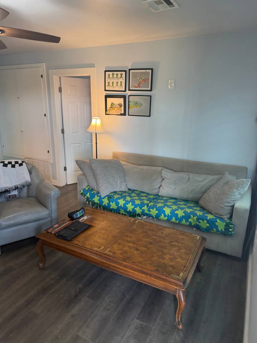 Apartment for rent at 815 E Lindsey, Norman, OK 73071