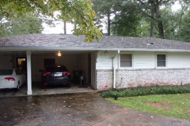 House for rent at 2758 Amelia Ave, Decatur, GA 30032