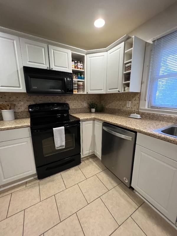 House for rent at 2758 Amelia Ave, Decatur, GA 30032